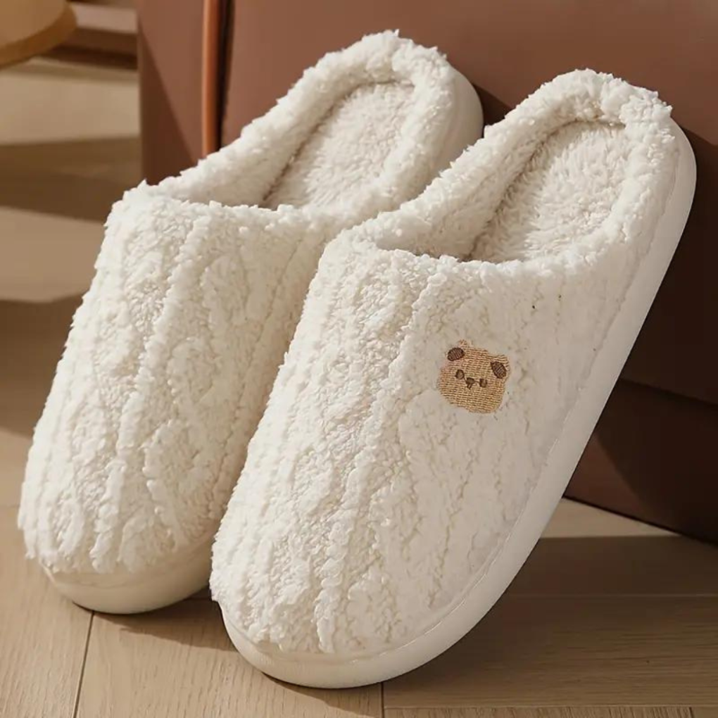 Claire | Women’s Plush Indoor Slippers